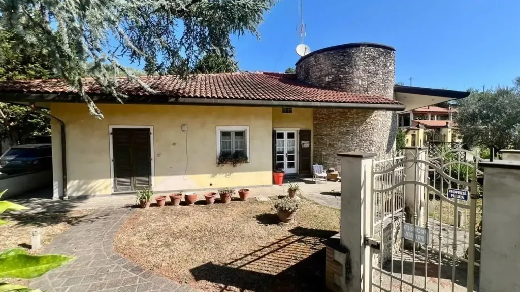 facade
