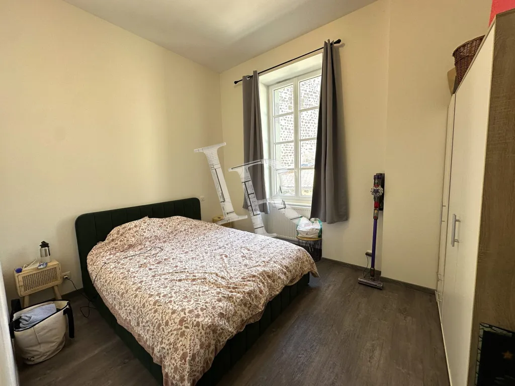 Bedrooms - Flat with Private Parking in Secure Residence