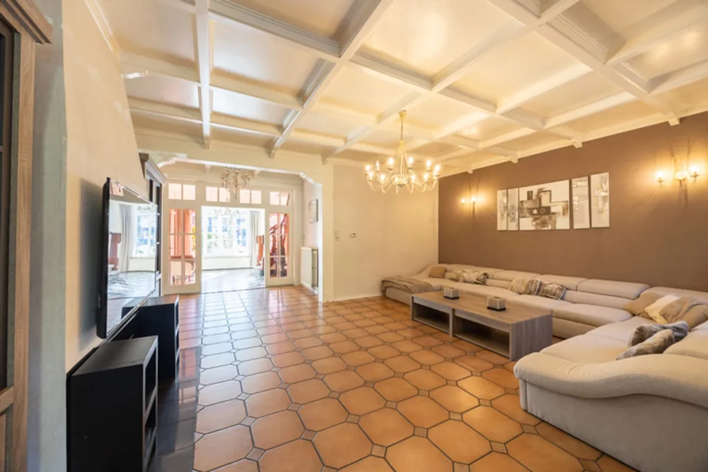 Living Room - Master House with Garden in Antwerp Deurne