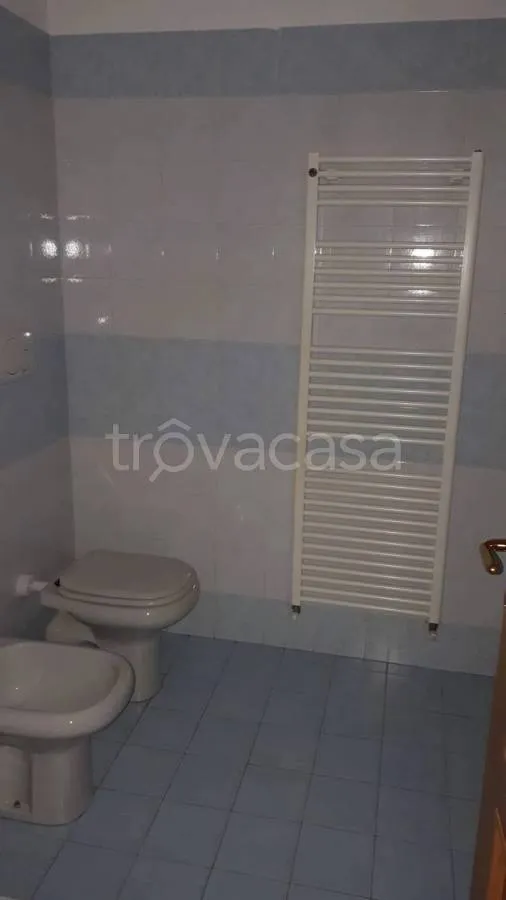 Bagni - 3-Bed Apartment with Balcony in Millesimo