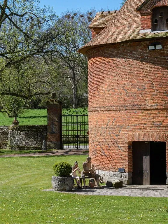 Garden - Medieval Castle with Art Centre in Normandy