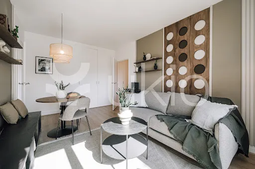 Séjour - Appartement Meublé avec Ascenseur à Paris 15e
