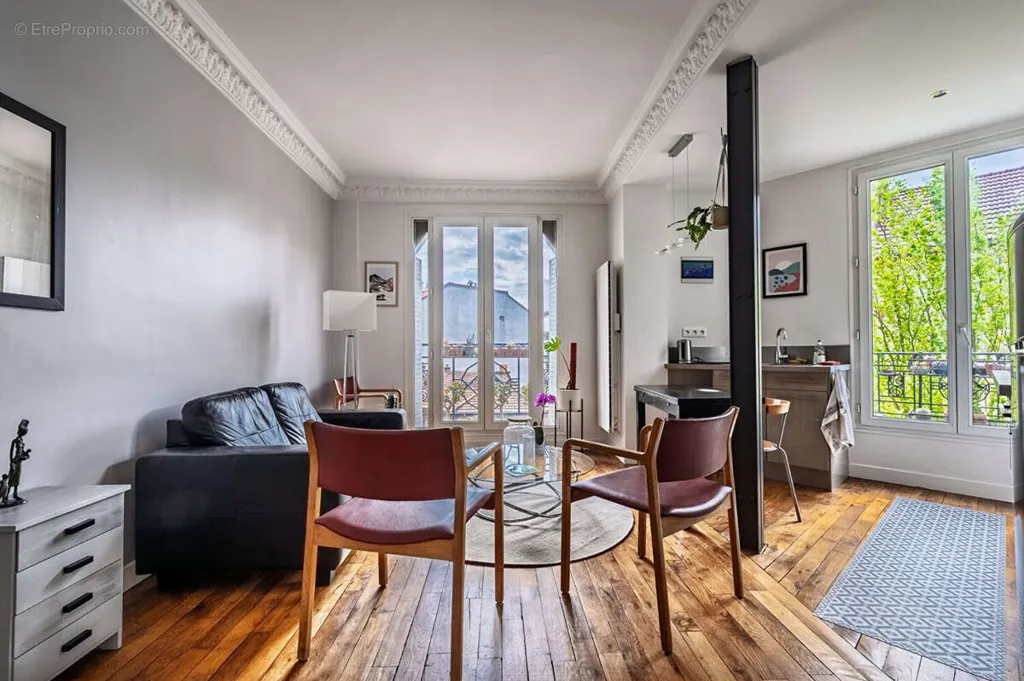 Elutuba - Bright 2-Bed Flat in Montrouge