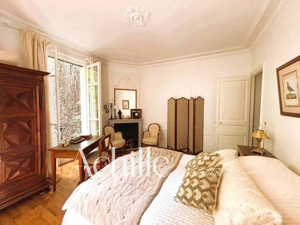 Chambres - Appartement de Luxe avec Cheminée à Auteuil, Paris