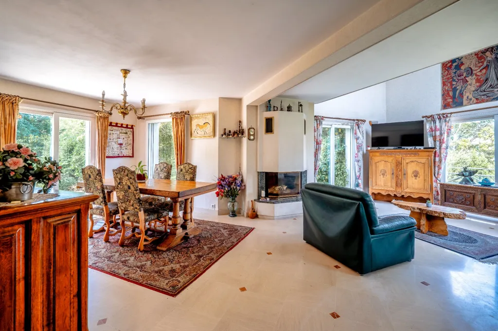 Salle à manger - Maison d'Architecte Lumineuse avec Dépendance à Verrières-le-Buisson