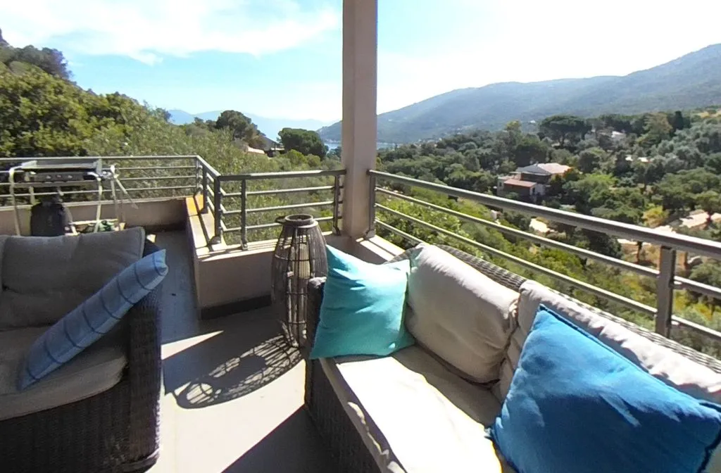 Terrass - Luxury Villa with Sea View in Belvédère-Campomoro
