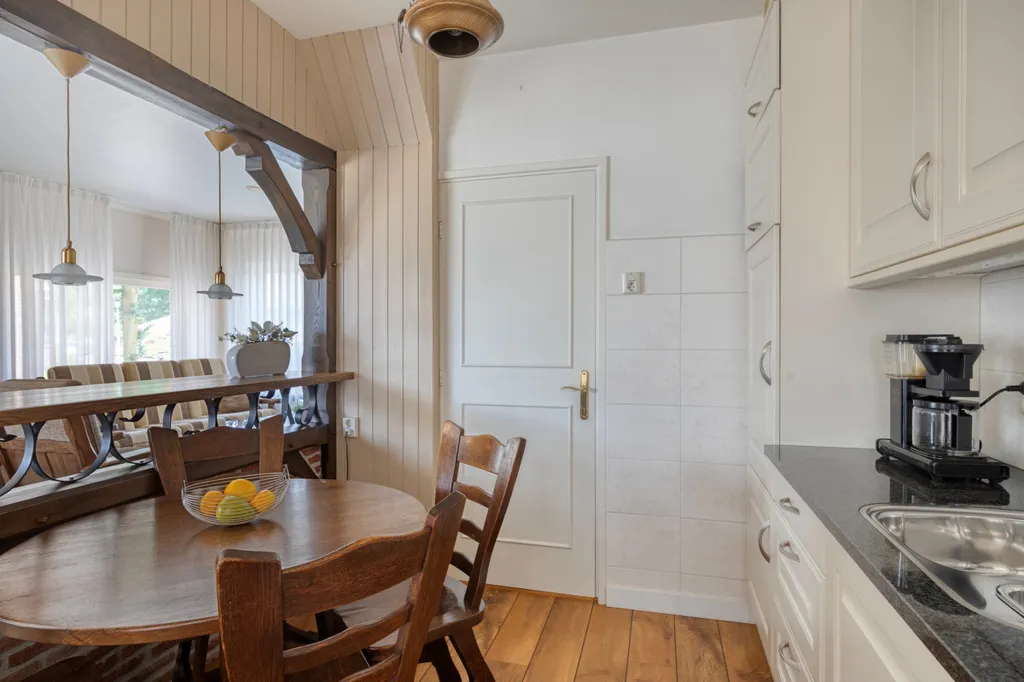 Kitchen - Two-Storey House with Garden in Denekamp