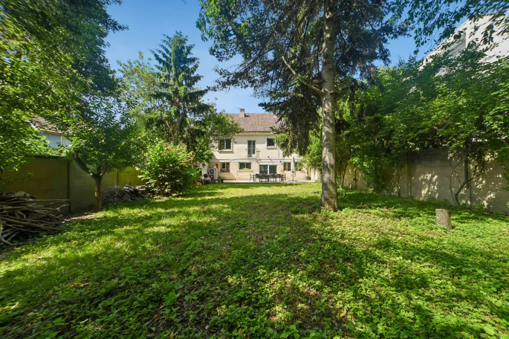 Giardino - House with 400m² Garden near Paris