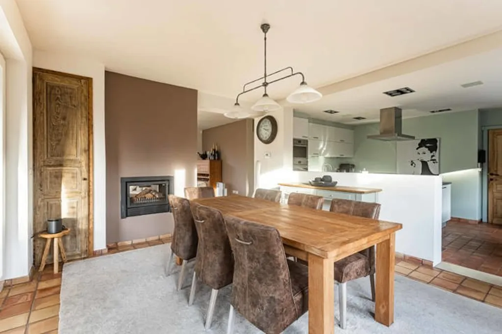 Söögituba - 6-Bedroom Villa with Terraces in EPC B