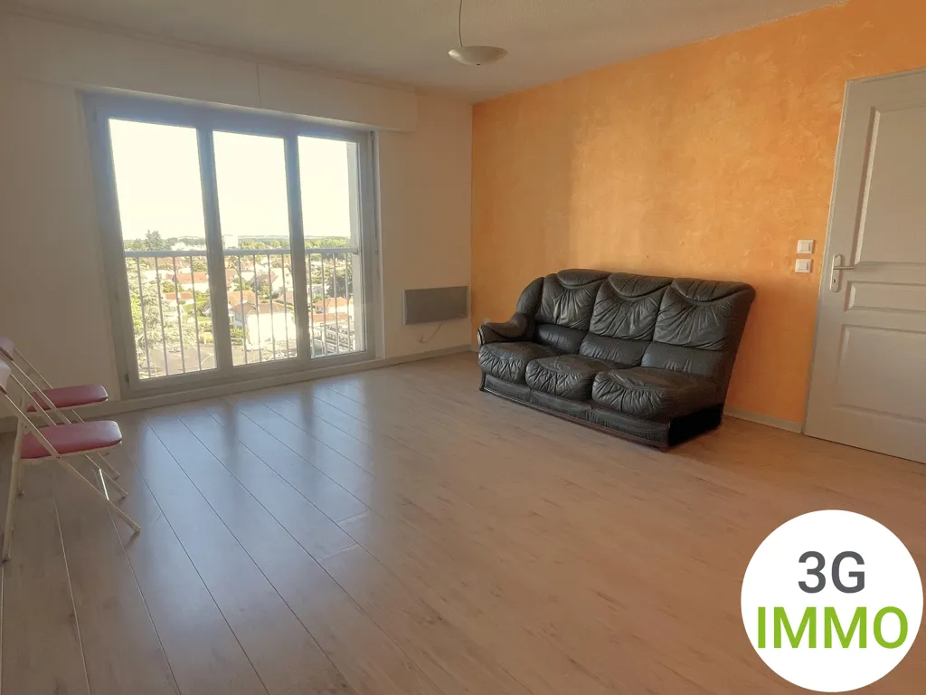 Séjour - Appartement Lumineux avec Vue Dégagée à Pau