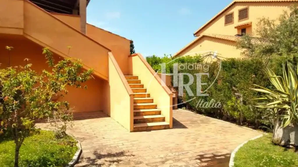Pièces - Apartment with Private Garden in Fuscaldo