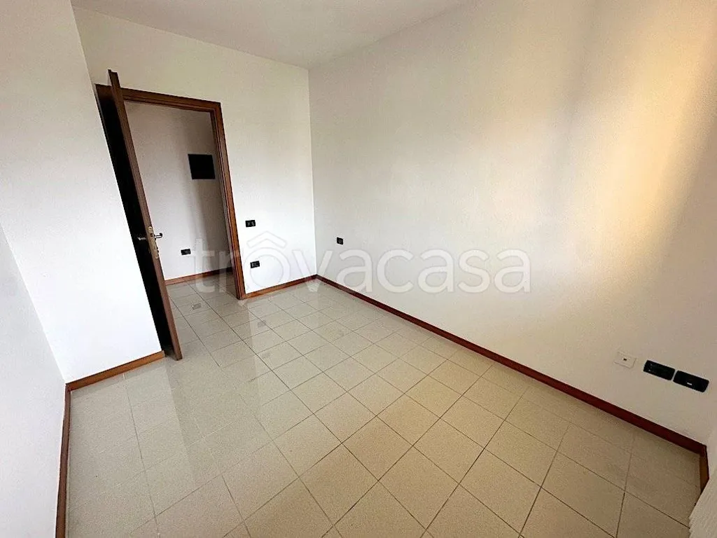 Pièces - Trilocale with Balcony in Piombino Dese