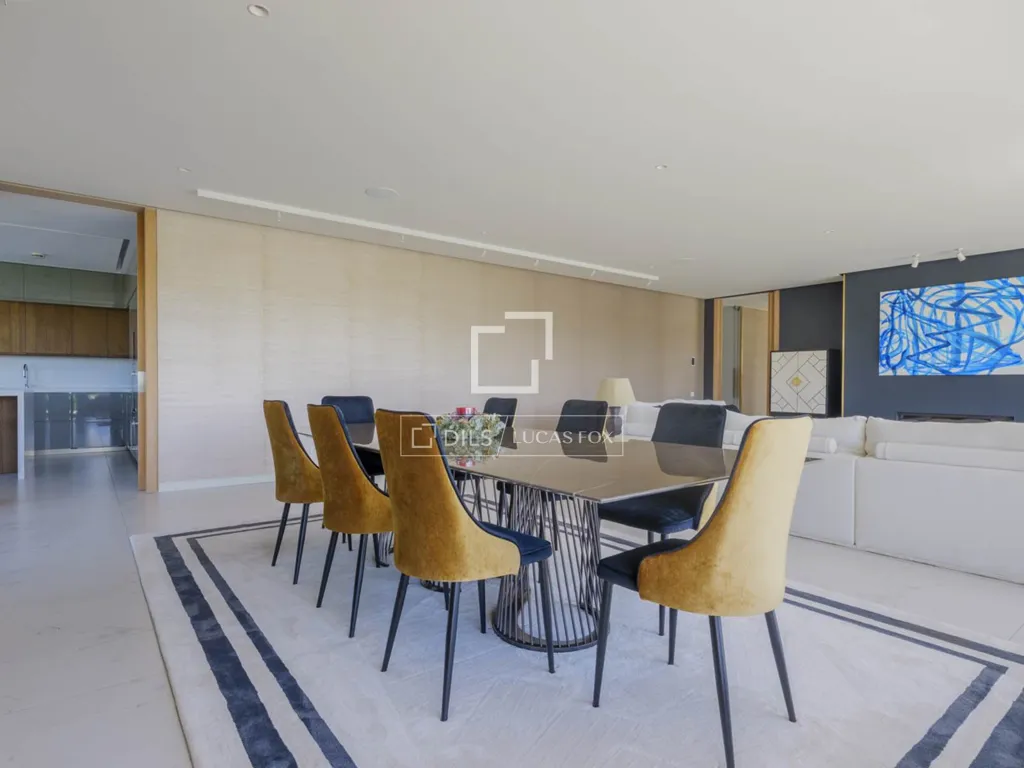 Dining Room - Luxury Apartment with Golf Course Views in La Finca