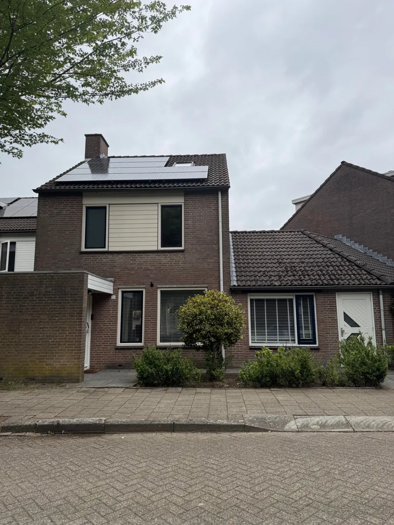 Esterno - Corner House with Garden in Eindhoven