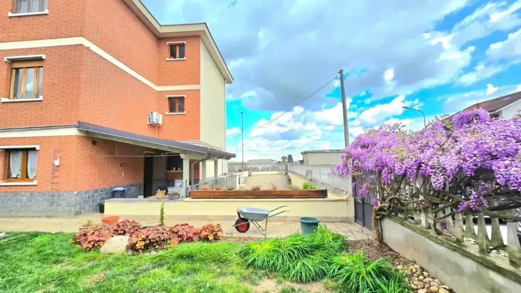 Jardin - Rustic Villa with Private Garden in San Benigno Canavese