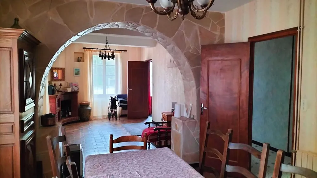 Sala da pranzo - Maison with Double Garage in Mauvezin