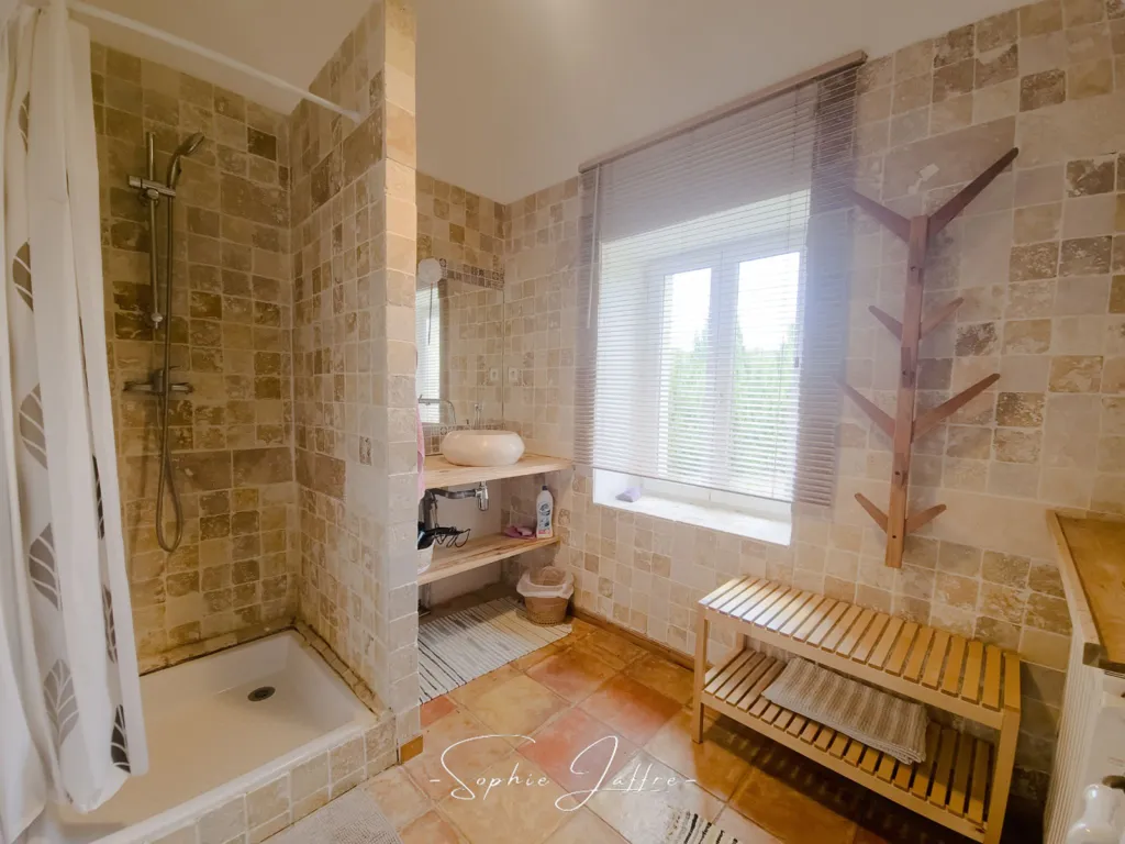 Vannitoad - Restored 18th-Century Farmhouse with Pool in Réauville