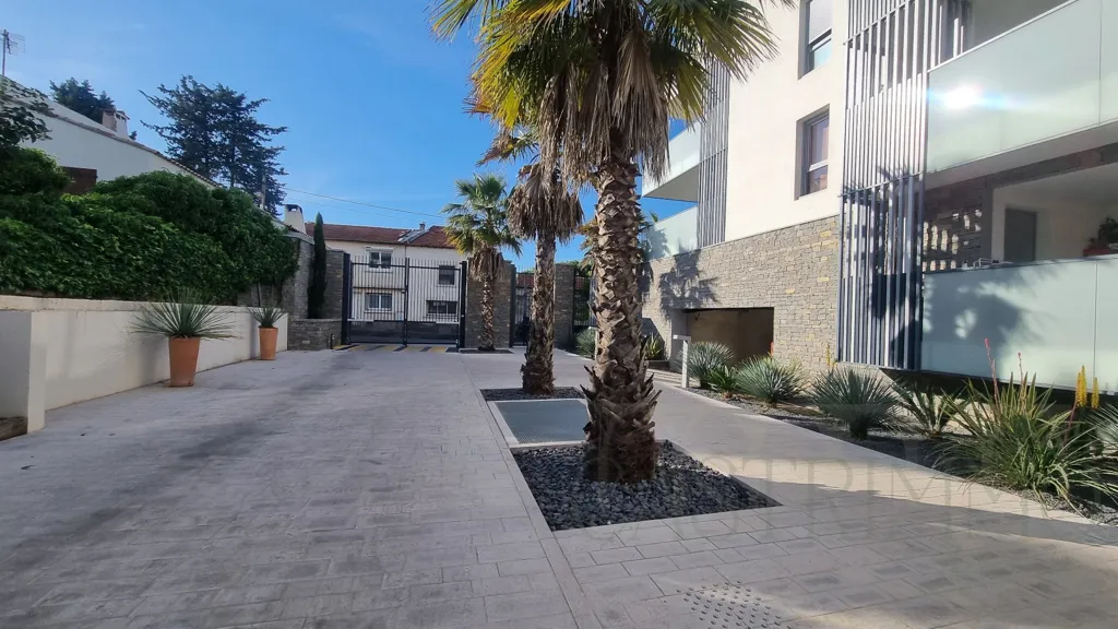 Extérieur - Appartement T3 avec Terrasse dans Résidence Calme à Baillargues