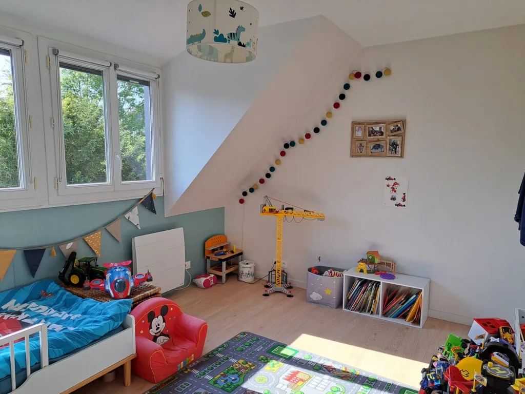 Chambres - Maison avec Terrasse et Piscine à Clamart
