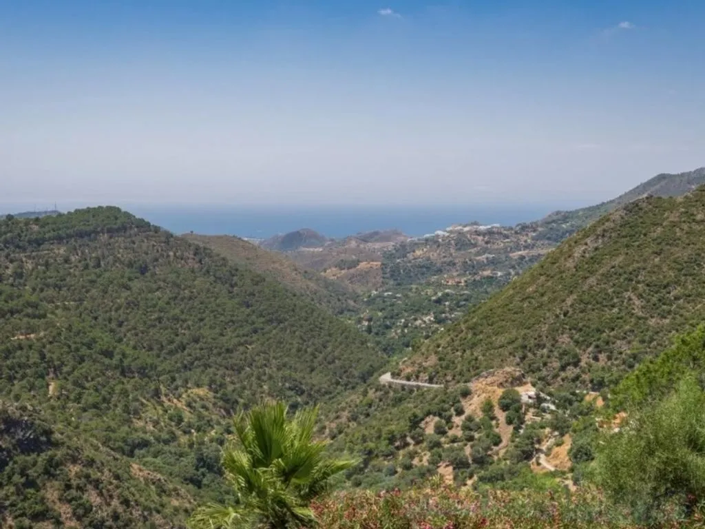 Mediterranean Villa with Private Helipad in Ojén