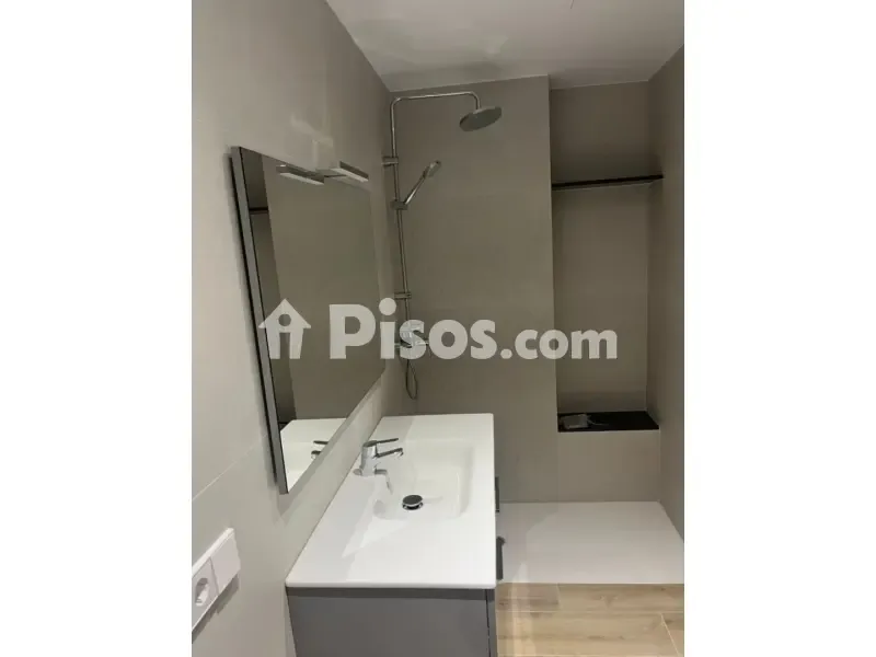 Salles de bain - New Build Semi-Detached House in La Canyera