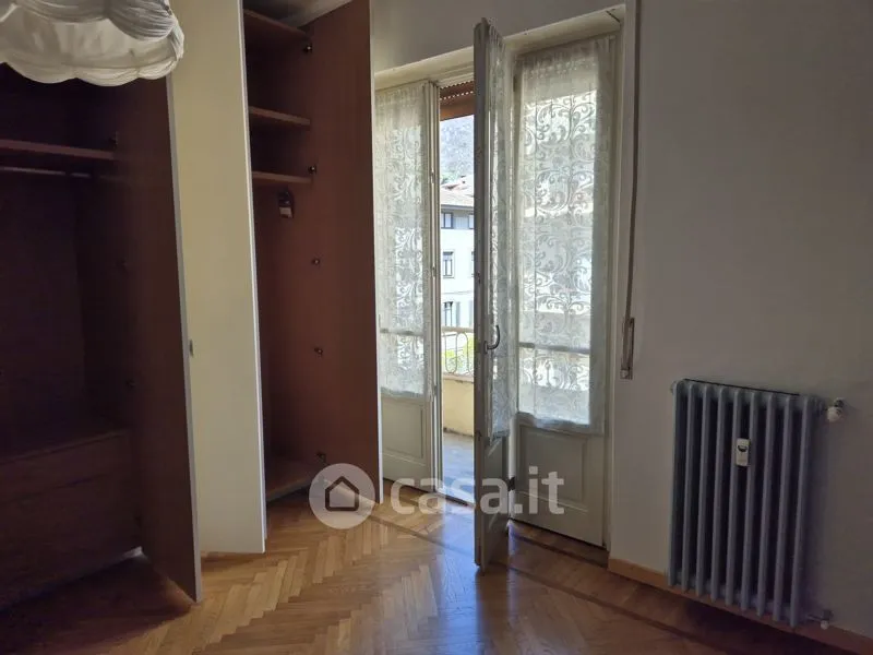 Toad - Rustic Apartment with Balcony in Sondrio