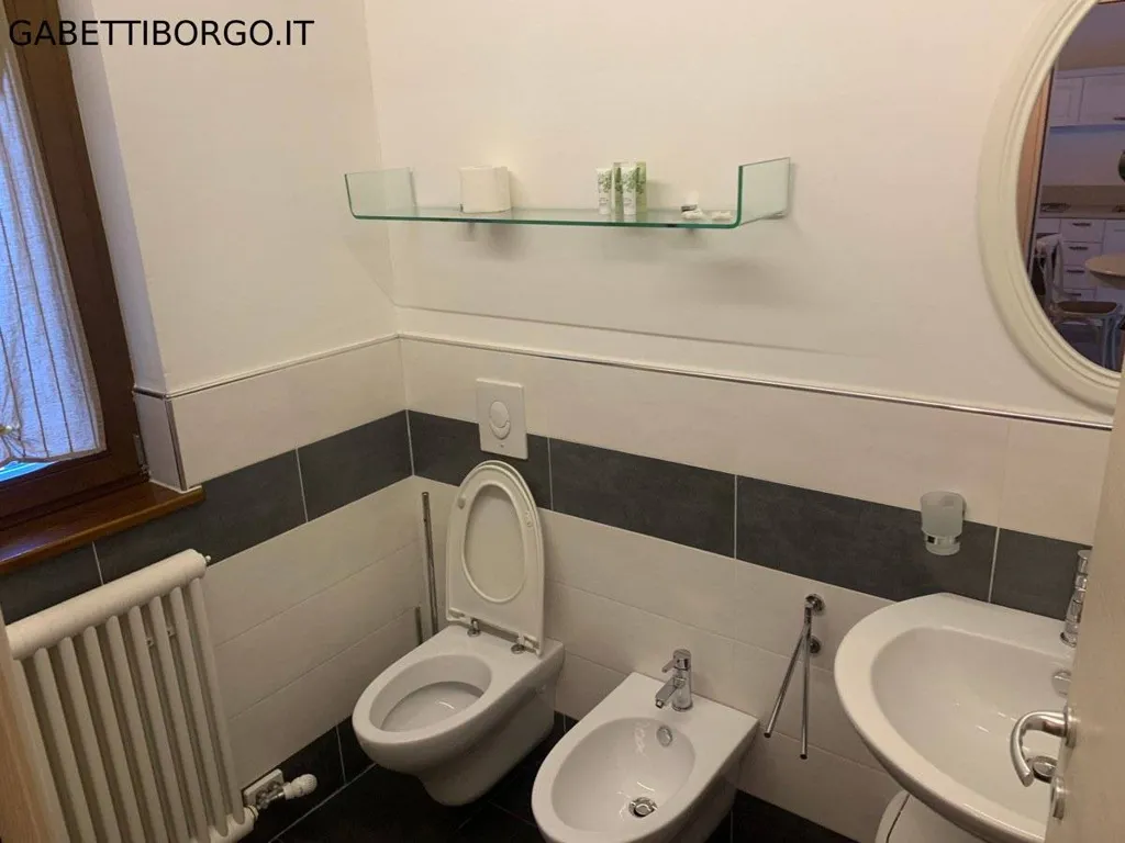 Salles de bain - Modern Apartment with Balcony in Limone Piemonte