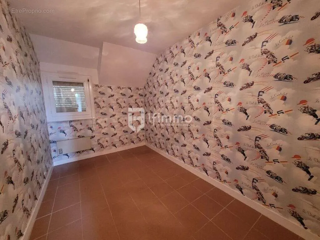 Pièces - Maison Mitoyenne 4 Pièces avec Terrasse à Vendôme
