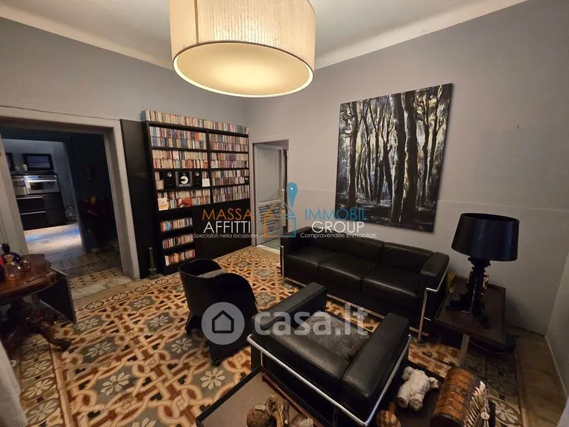Elutuba - Terraced House with Garden in Massa Centre