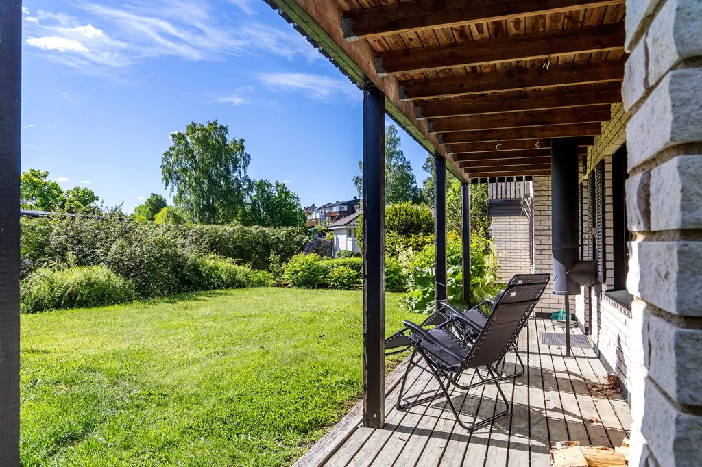 Terrasse - Souterräng Villa with Garden in Borsökna