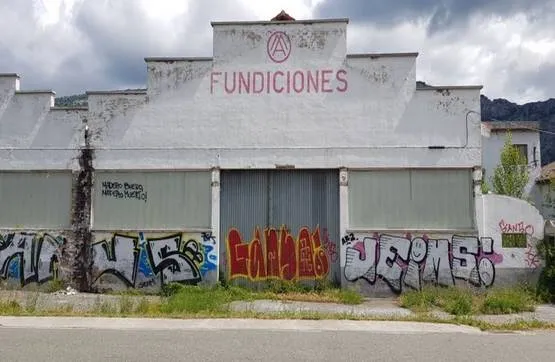 Välivaade - Industrial Unit in Arakil, Navarra