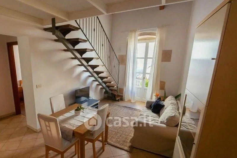 Séjour - Trilocale with Balcony in Siracusa's Ortigia
