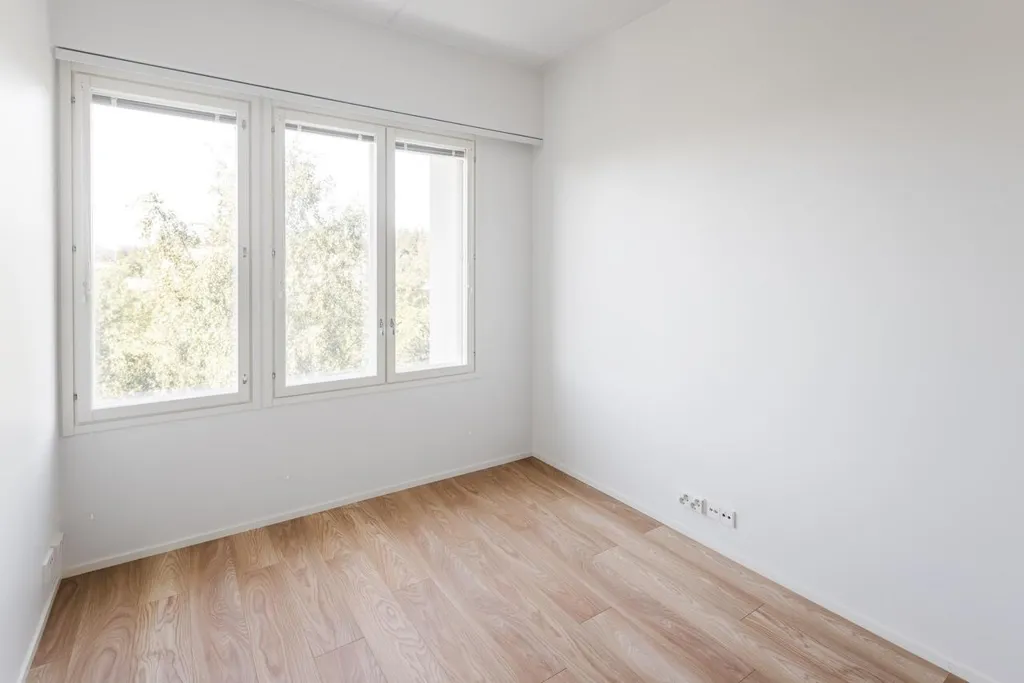 Toad - Modern Studio with Garden View in Leppävaara