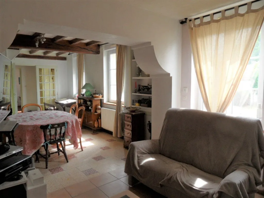 Salle à manger - Ferme avec grange et grand terrain à Saint-Martin-d'Abbat