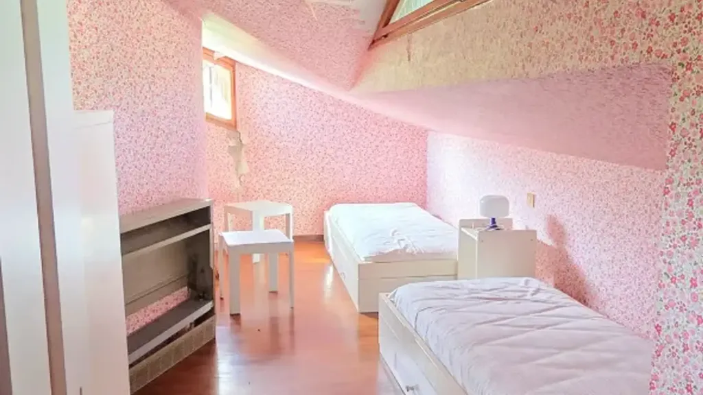 Magamistoad - Terraced House with Fireplace in Bocconi
