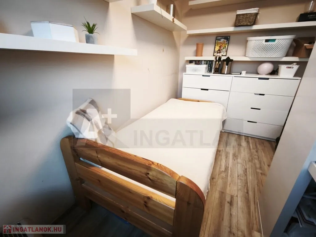 Chambres - Flat with Balcony in Szeged-Rókus