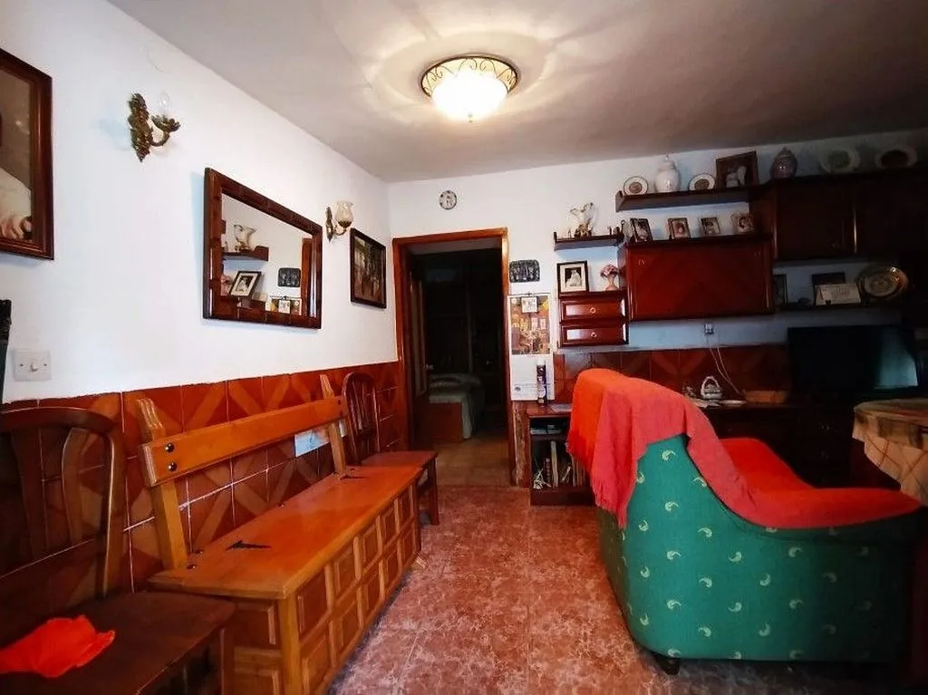 Séjour - Chalet to Renovate in Camarena