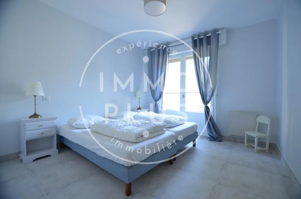 Bedrooms - T2 Apartment with Balcony in Annecy