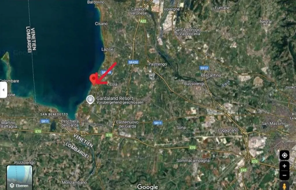 Luxury Villa with Lake Access in Pacengo di Lazise