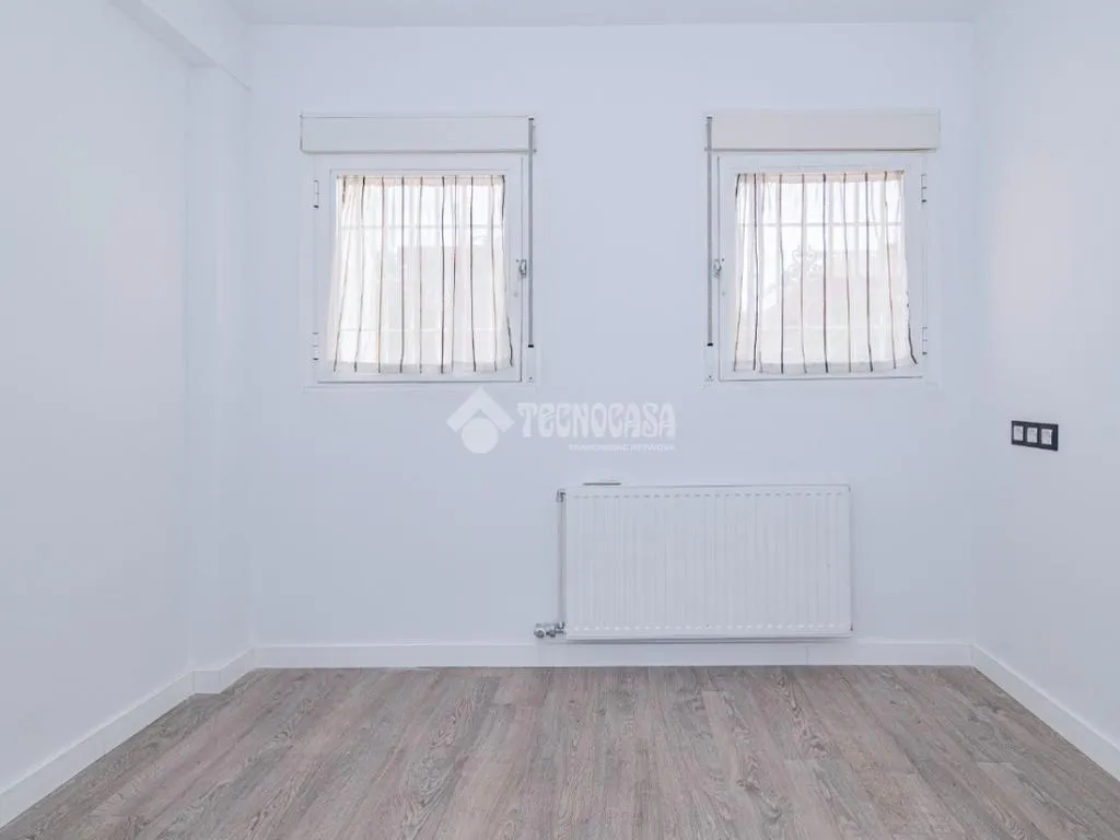 Stanze - Fully Renovated Duplex with Patio in Granada