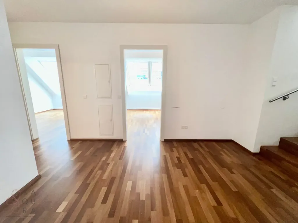 Elutuba - Penthouse Office with Panoramic Views in UNO-City