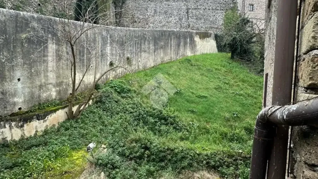 Aed - Three-Level Villa with Garden in Artena