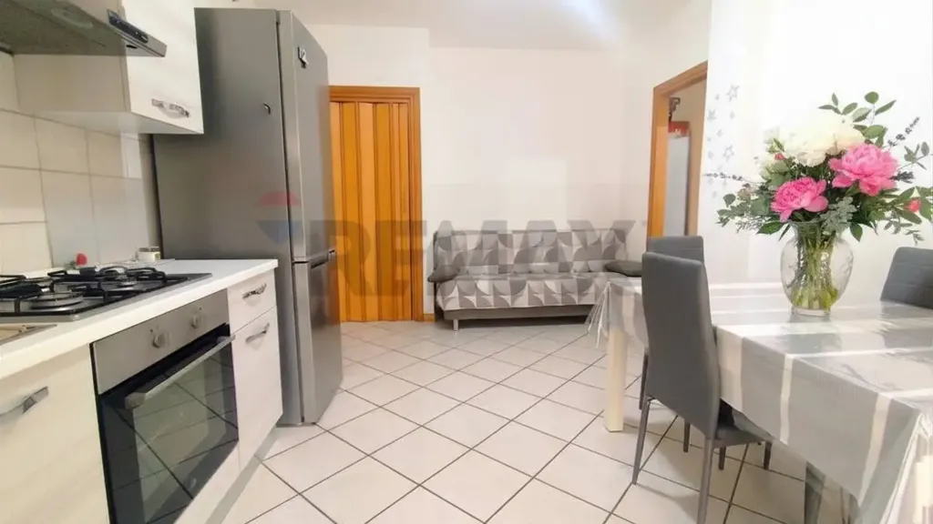 Cuisine - Modern Triplex with Terrace in Loreto Aprutino
