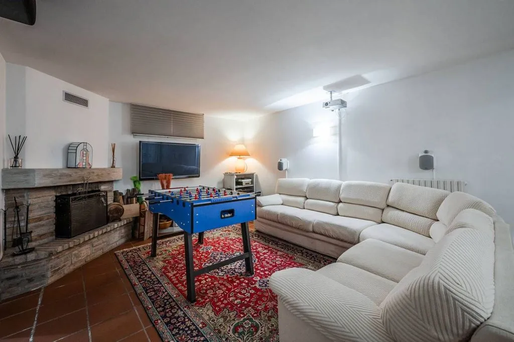 Soggiorno - Luxury Villa with Pool in Pianoro, Emilia-Romagna
