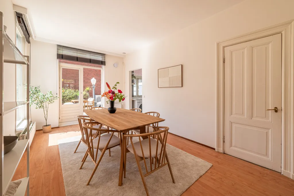 Söögituba - Apartment with Dachterras in Amsterdam Oud-Zuid
