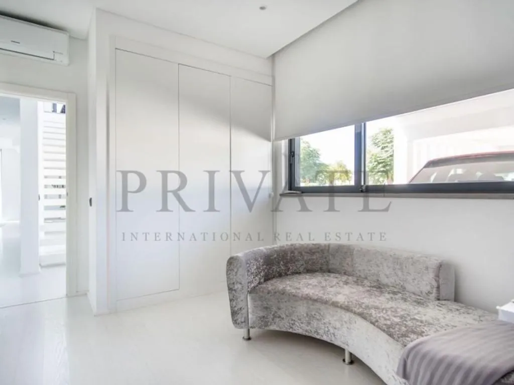Magamistoad - Contemporary Villa with Golf Views in Vilamoura