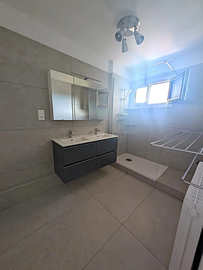 Salles de bain - Appartement T3 avec Balcon Sud à Toulon