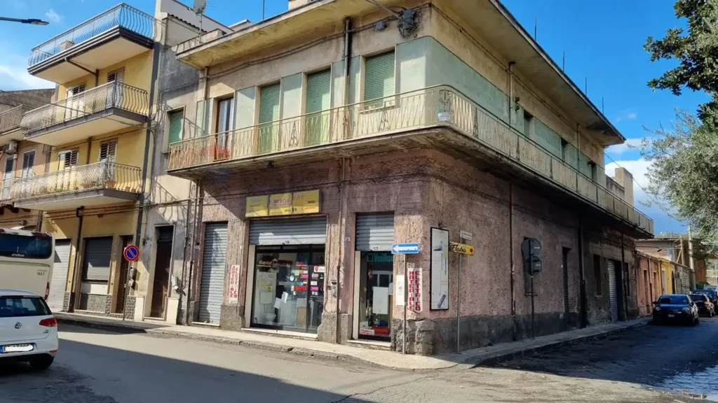 Extérieur - Ground Floor Apartment with Balcony in Lentini