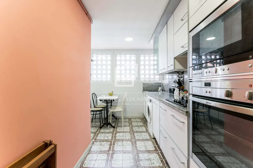 Cucina - Luxury Seafront Apartment in Castelldefels