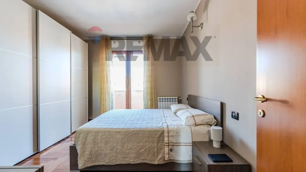 Chambres - Trilocale with Balcony in Sestu